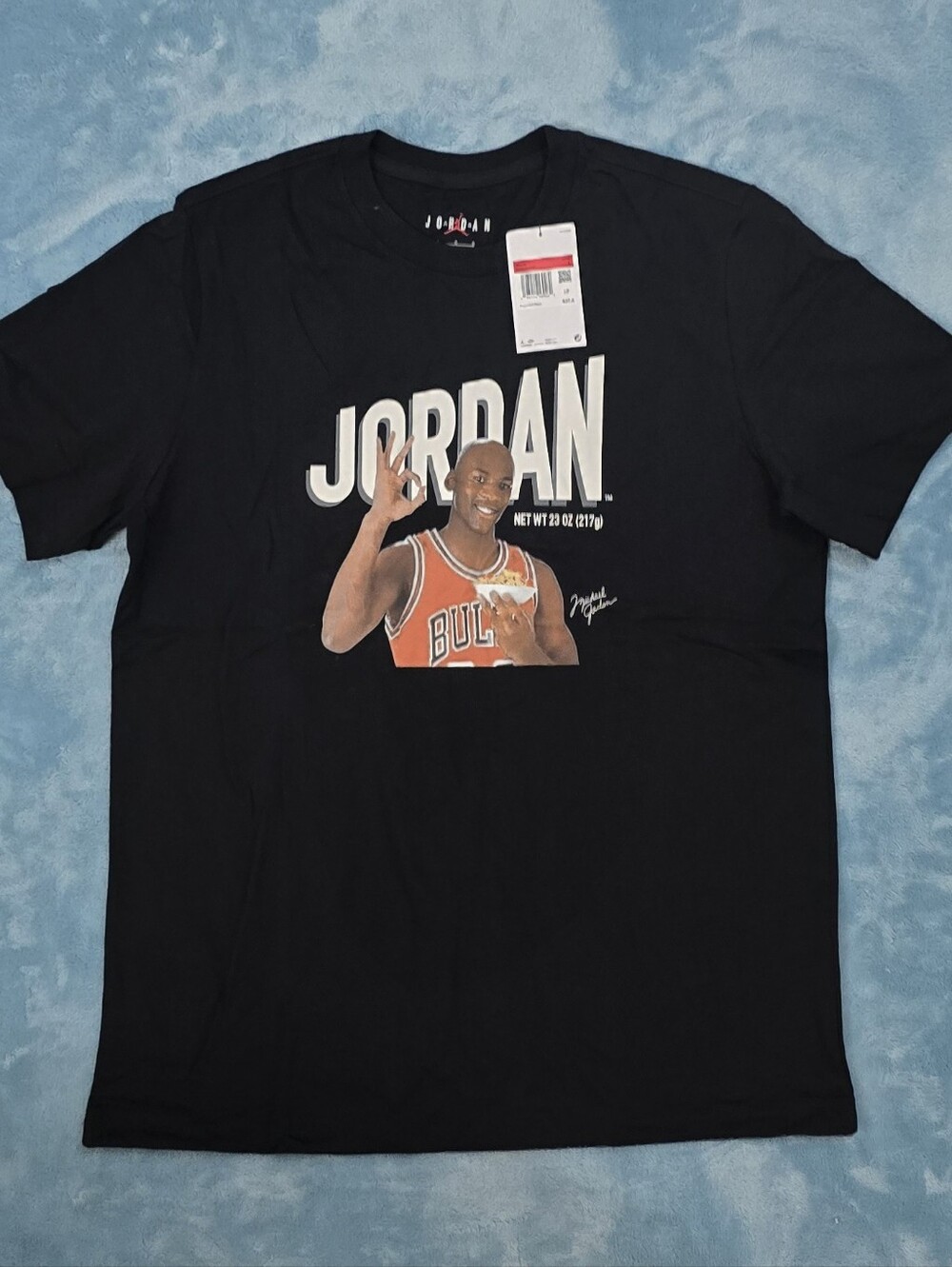 Jordan Black Graphic Michael Jordan Tee with Chicago Bulls Artwork